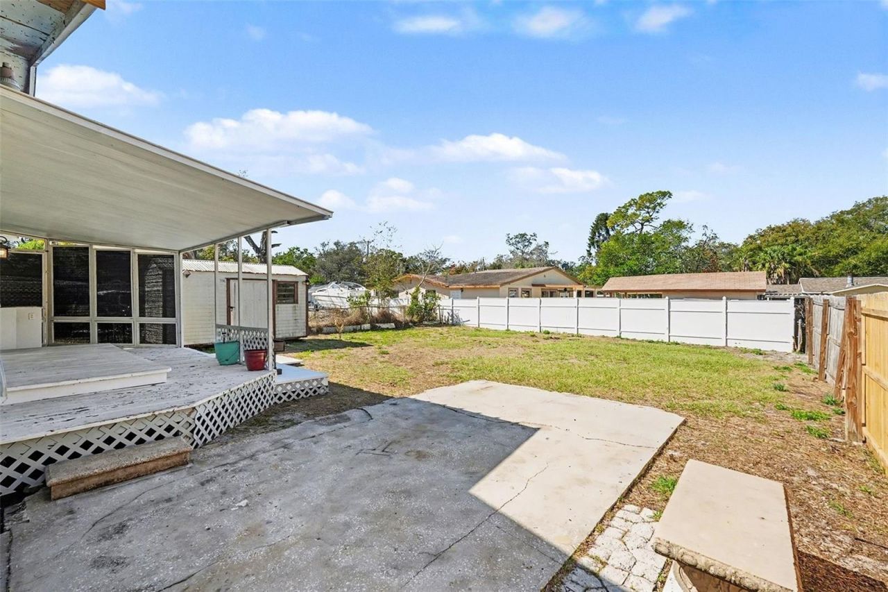 8902 El Portal Drive, Tampa, FL 33604 Photo