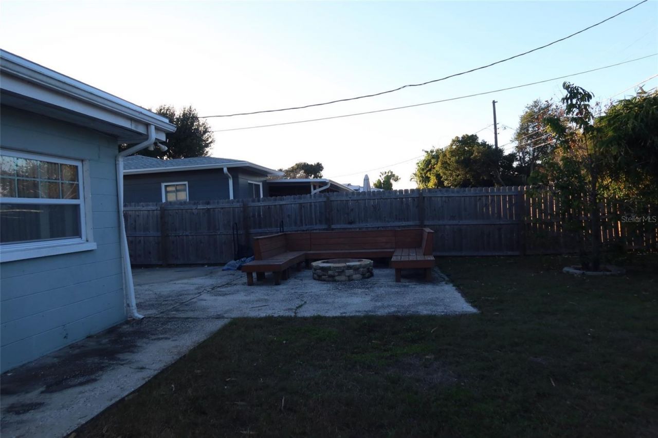 3713 Benson Avenue N, Saint Petersburg, FL 33713 Photo