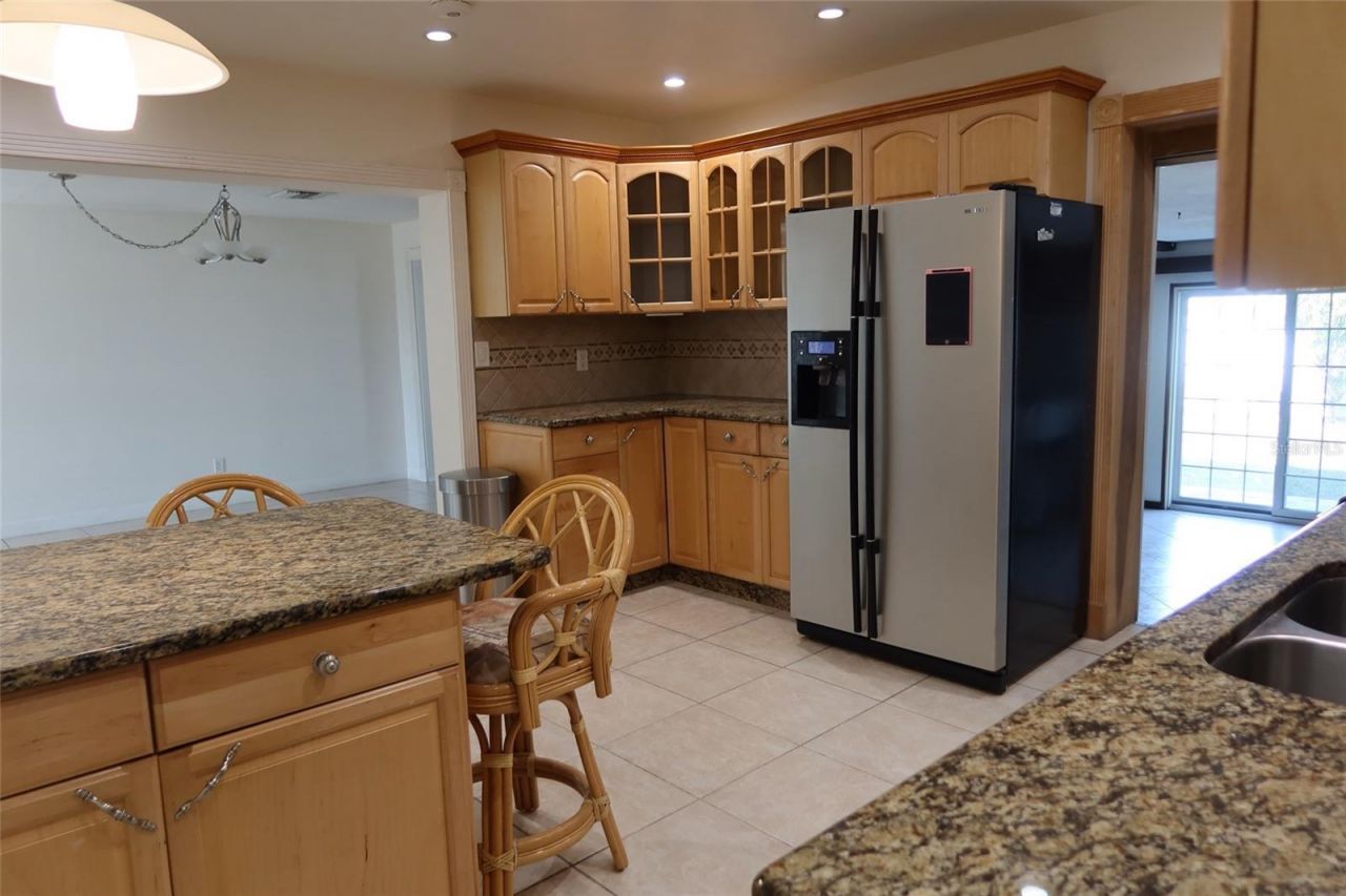 3713 Benson Avenue N, Saint Petersburg, FL 33713 Photo