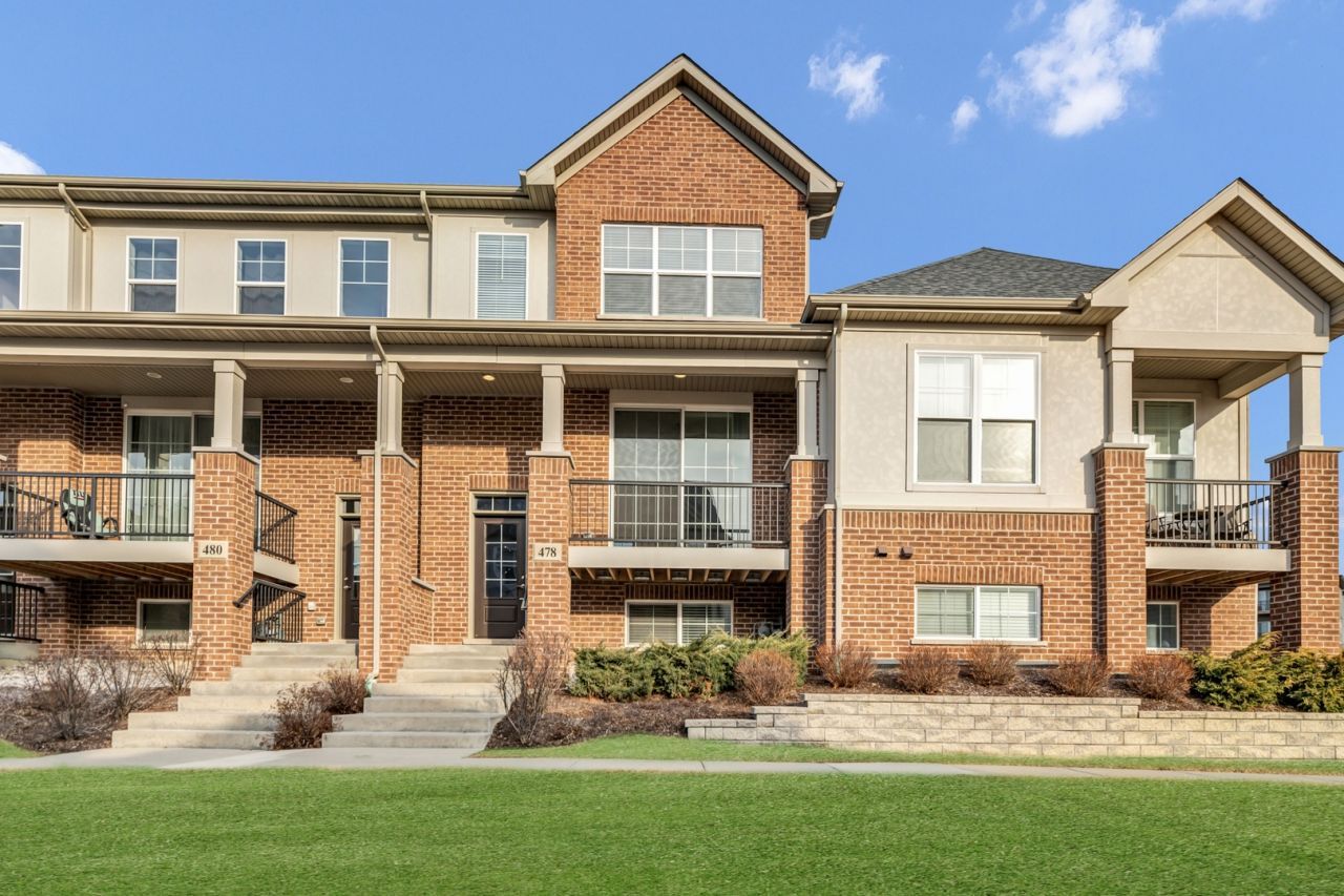478 Woodmoor Drive, Unit 478, Lombard, IL 60148 Main Photo