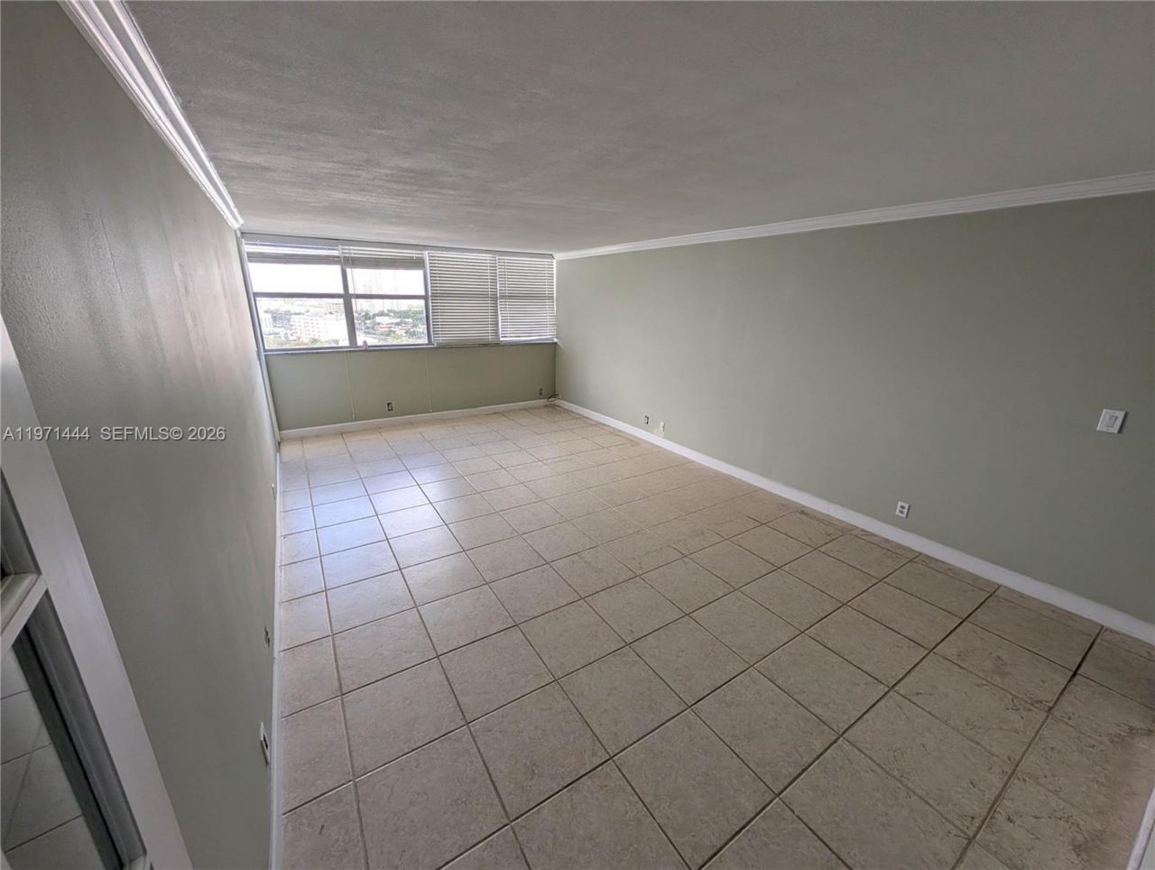 100 Golden Isles Dr , Unit PH9, Hallandale Beach, FL 33009 Photo