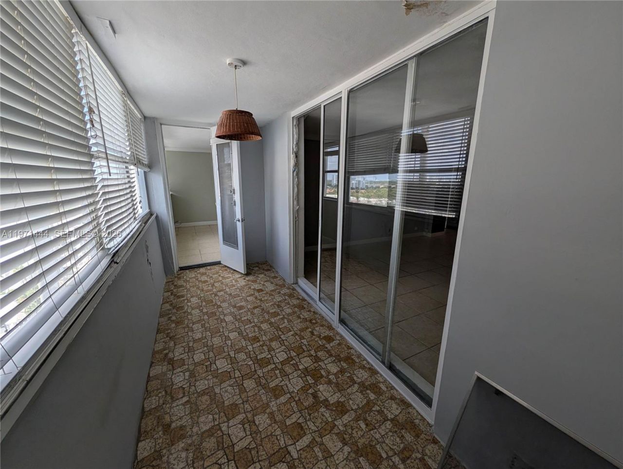 100 Golden Isles Dr , Unit PH9, Hallandale Beach, FL 33009 Photo