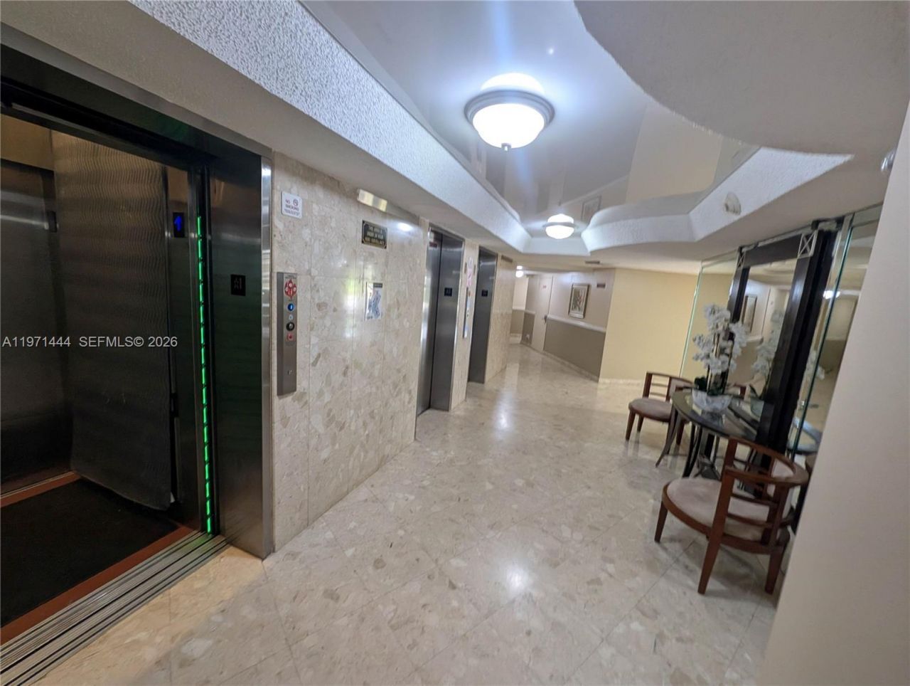 100 Golden Isles Dr , Unit PH9, Hallandale Beach, FL 33009 Photo