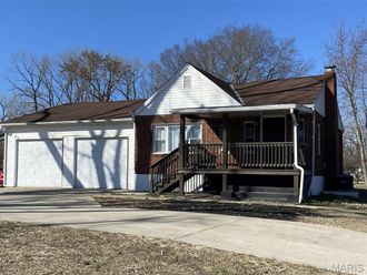 4261 Revelle Lane Granite City, IL 62040