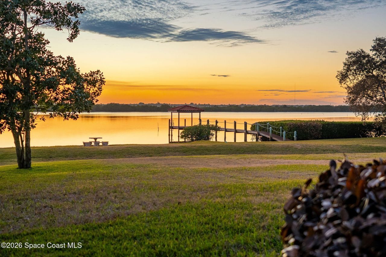 4760 Honeyridge Lane , Merritt Island, FL 32952 Photo