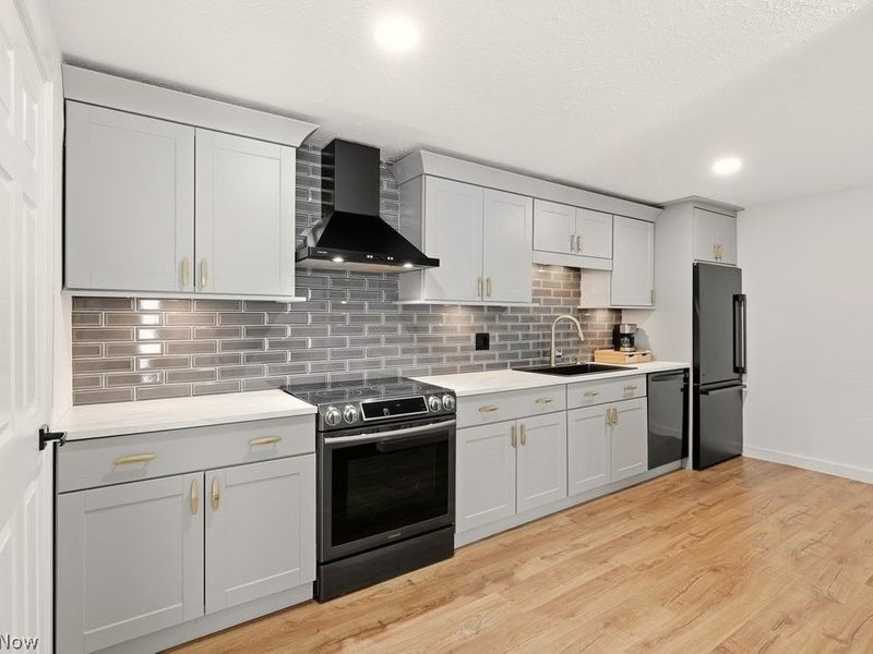 9840 Sunrise Boulevard, Unit S27, North Royalton, OH 44133 Photo 2