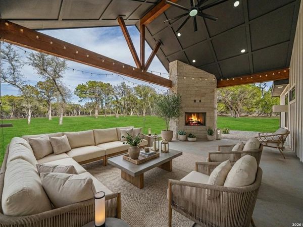 1271 View Ridge, Pipe Creek, TX 78063