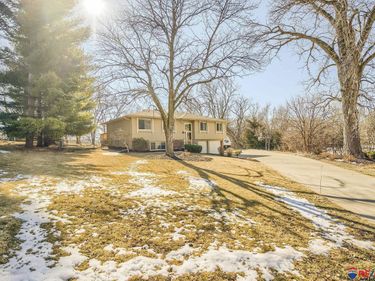 1105 Kountze Memorial Drive, Bellevue, NE 68005