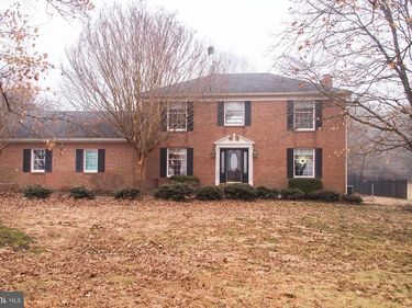 39693 ROCKY LANE, LOVETTSVILLE, VA 20180