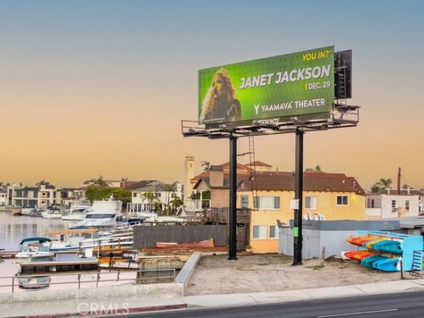 16902 Pacific Coast, Sunset Beach, CA 90742