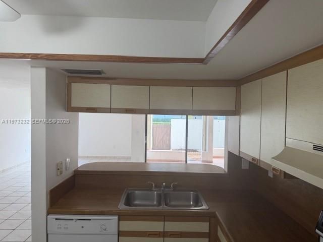 9140 SW 123rd Ct, Unit 105, Miami, FL 33186 Photo