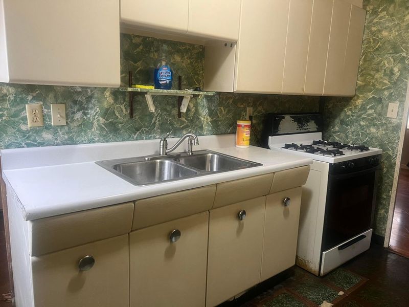 891 S Hampton Road, Columbus, OH 43227 Photo 7