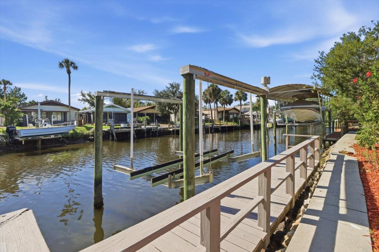 11440 W Waterway Drive , Homosassa, FL 34448 Photo