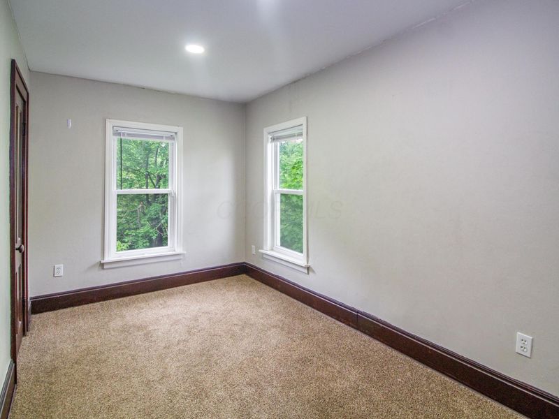 926 Harmon Avenue, Columbus, OH 43223 Photo 13