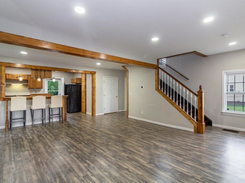 926 Harmon Avenue, Columbus, OH 43223 Photo 2