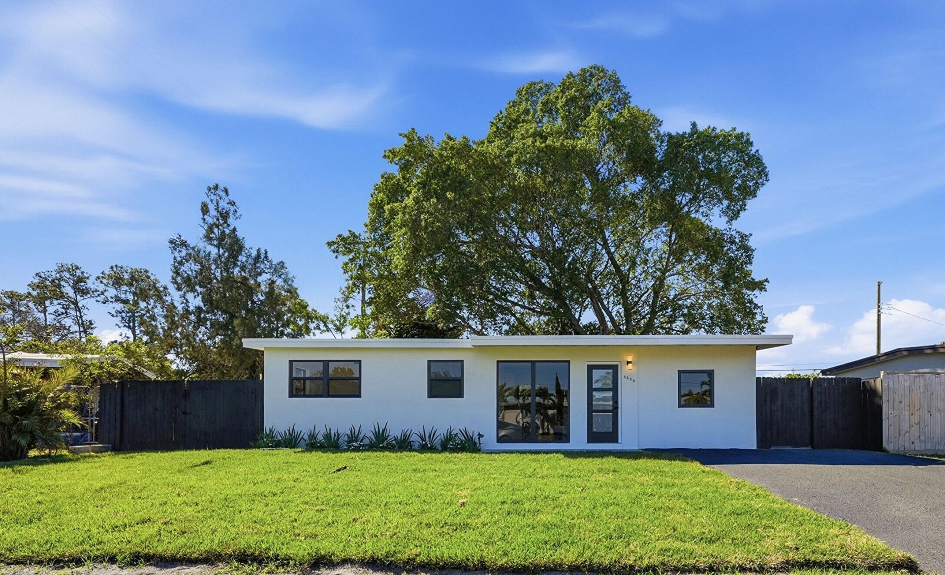 5620 Calico Road, West Palm Beach, FL 33415 Main Photo