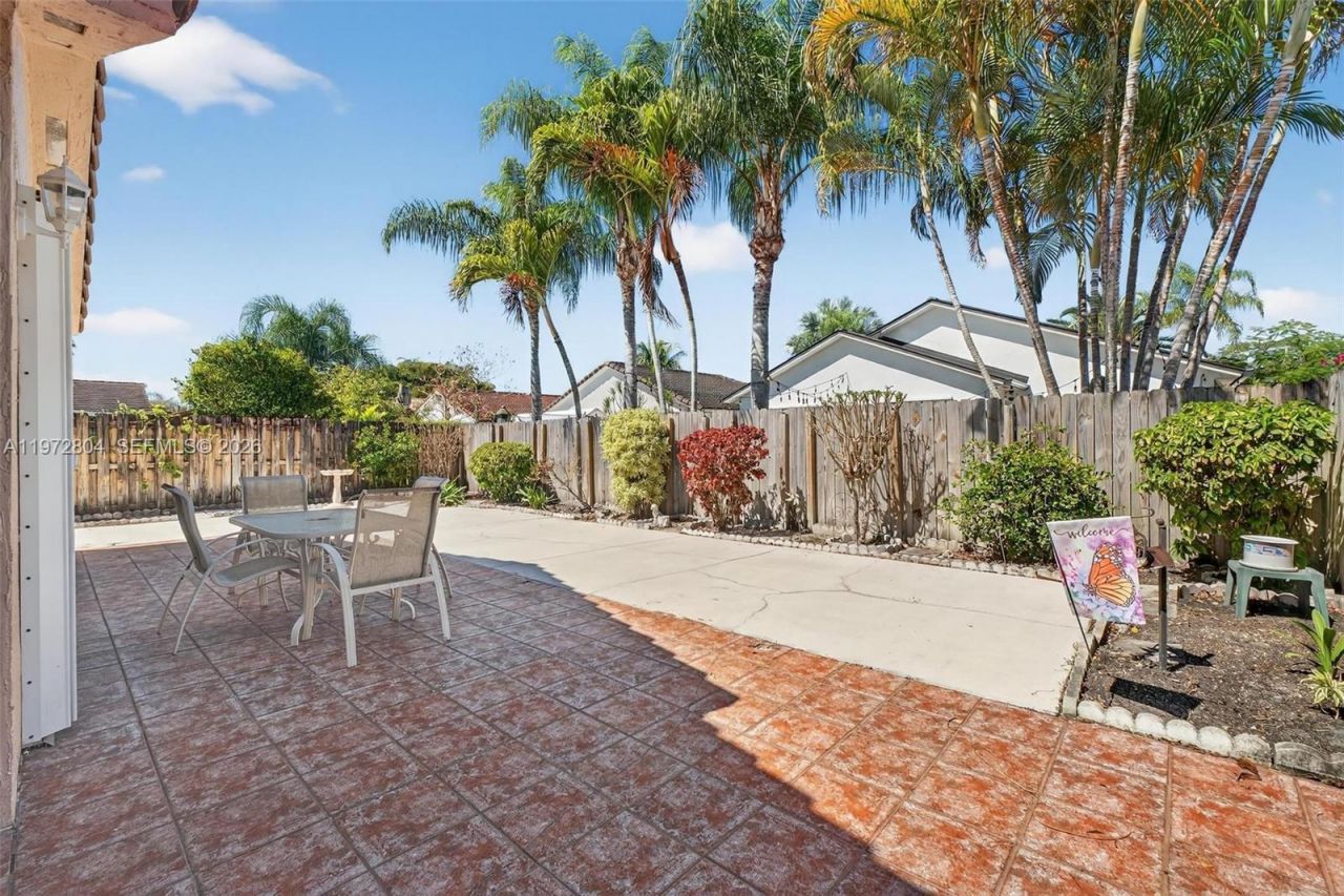 14345 SW 172nd Ln, Miami, FL 33177 Photo