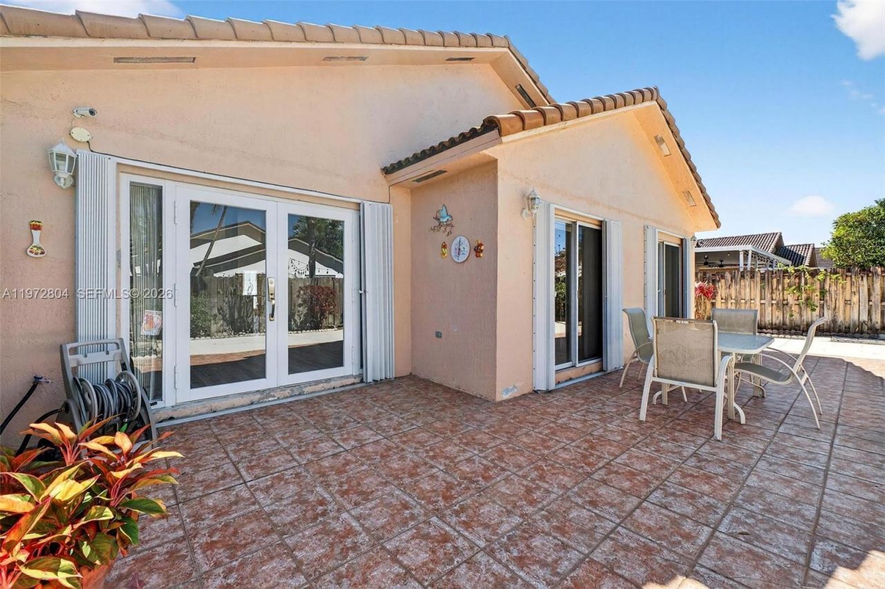 14345 SW 172nd Ln, Miami, FL 33177 Photo