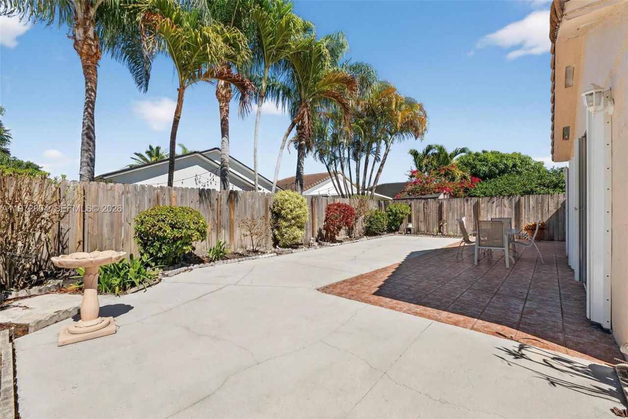 14345 SW 172nd Ln, Miami, FL 33177 Photo