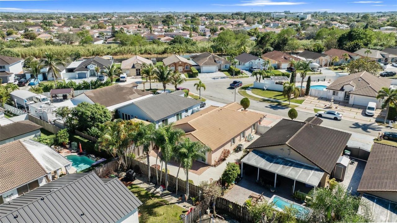 14345 SW 172nd Ln, Miami, FL 33177 Photo