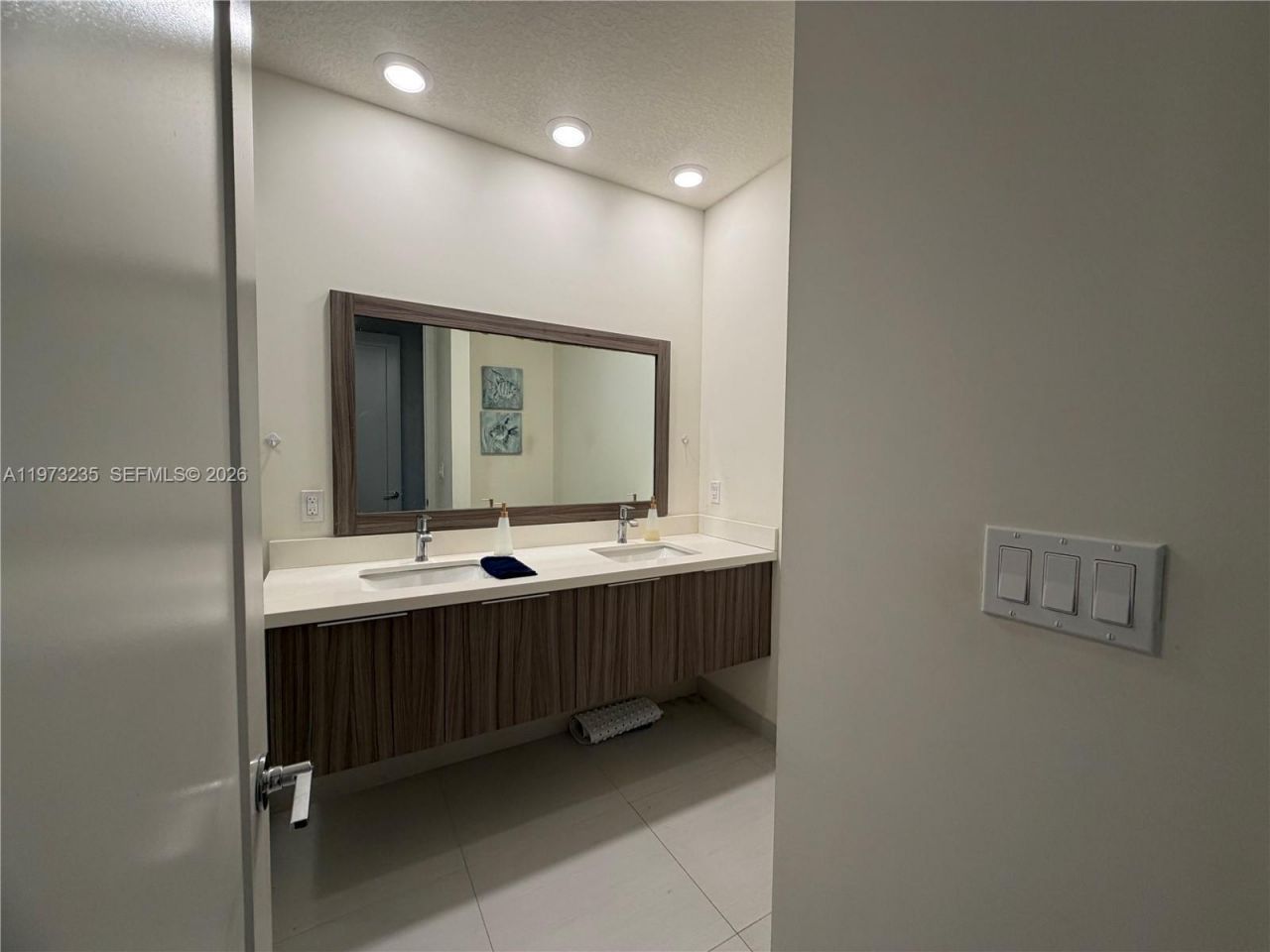 6401 NW 103rd Pl, Unit 106, Doral, FL 33178 Photo