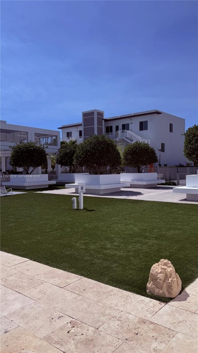 6401 NW 103rd Pl , Unit 106, Doral, FL 33178 Photo