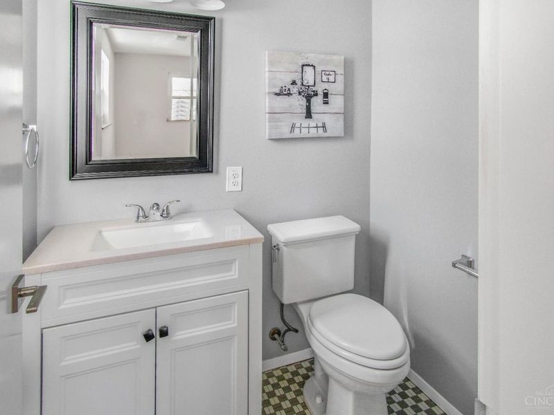 1341 Mayland Drive, Cincinnati, OH 45230 Photo 21