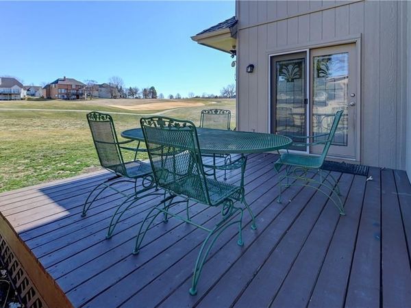 9625 CAILLER Drive, Lenexa, KS 66220