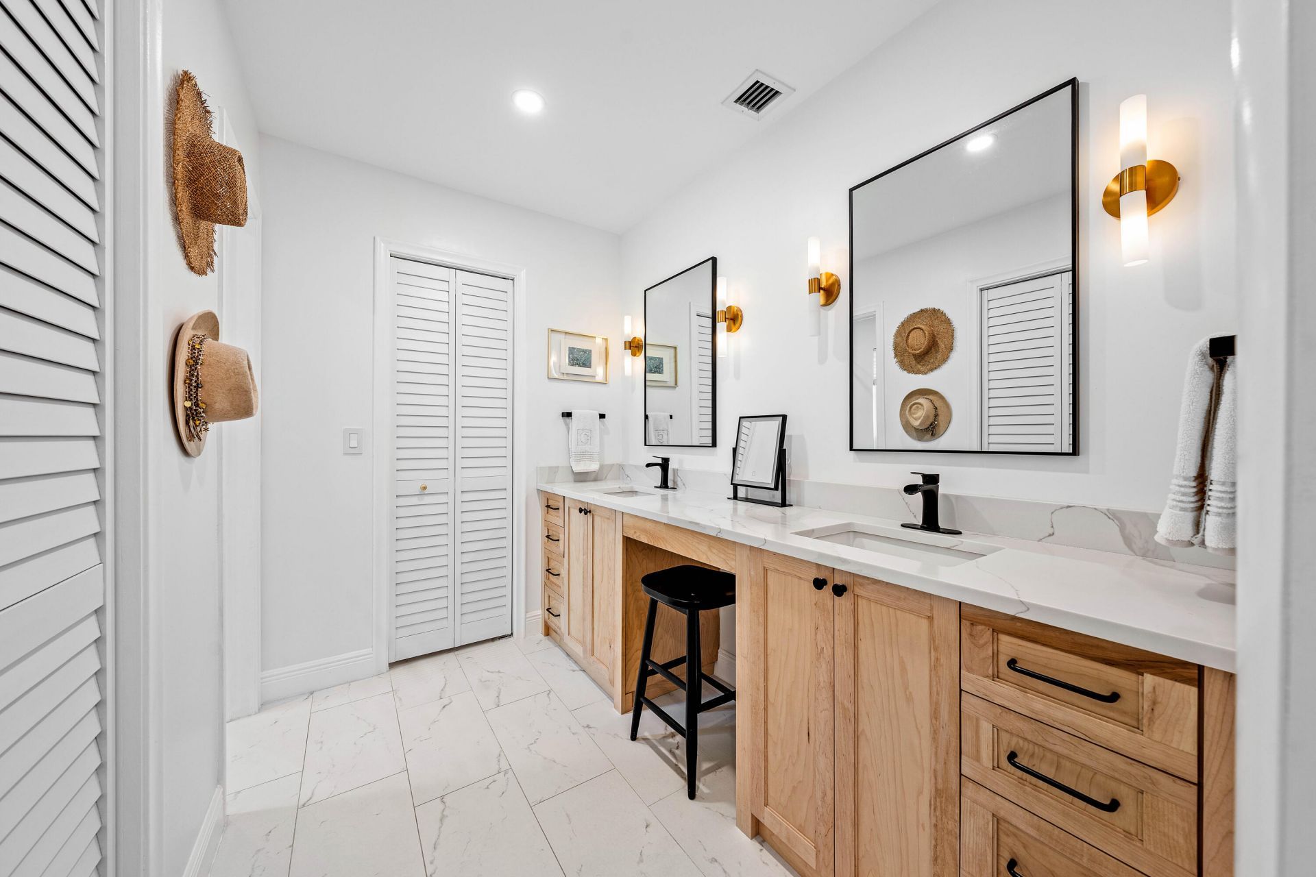 351 Colony Key Circle, Atlantis, FL 33462 Photo