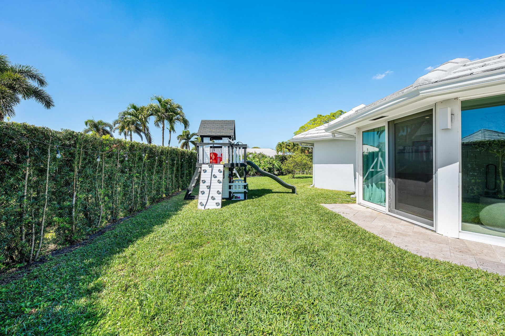 351 Colony Key Circle, Atlantis, FL 33462 Photo