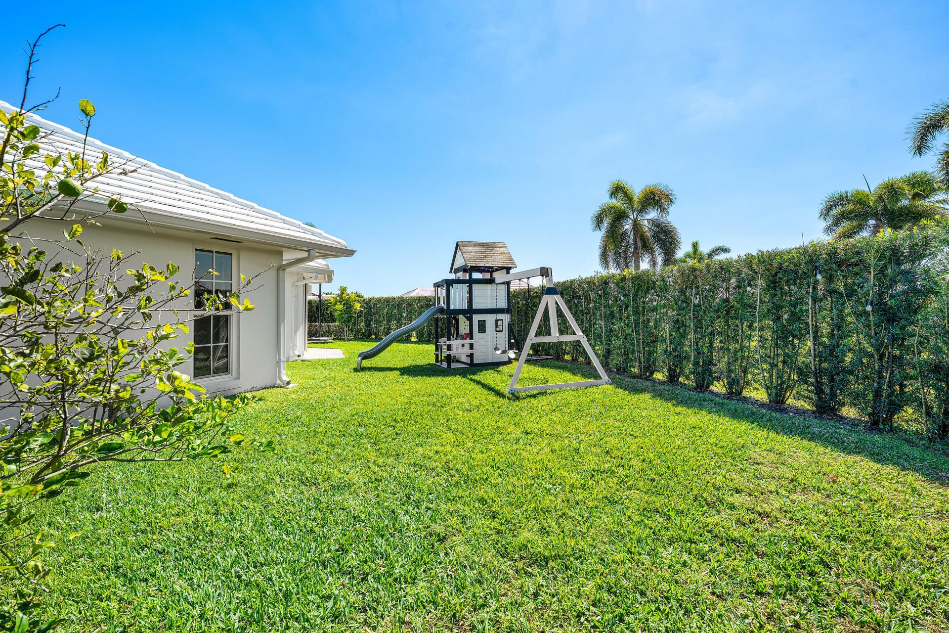 351 Colony Key Circle, Atlantis, FL 33462 Photo