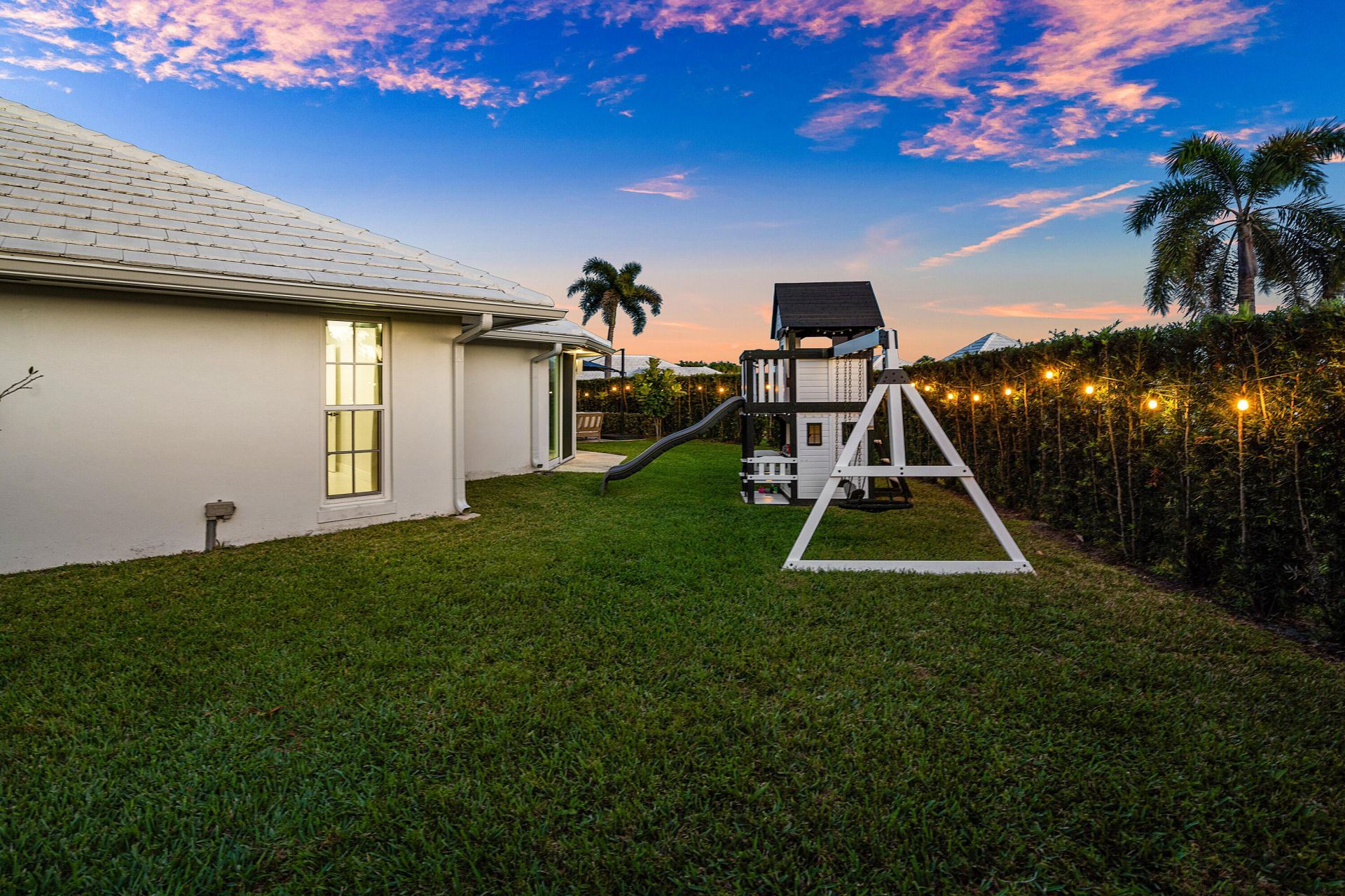 351 Colony Key Circle, Atlantis, FL 33462 Photo