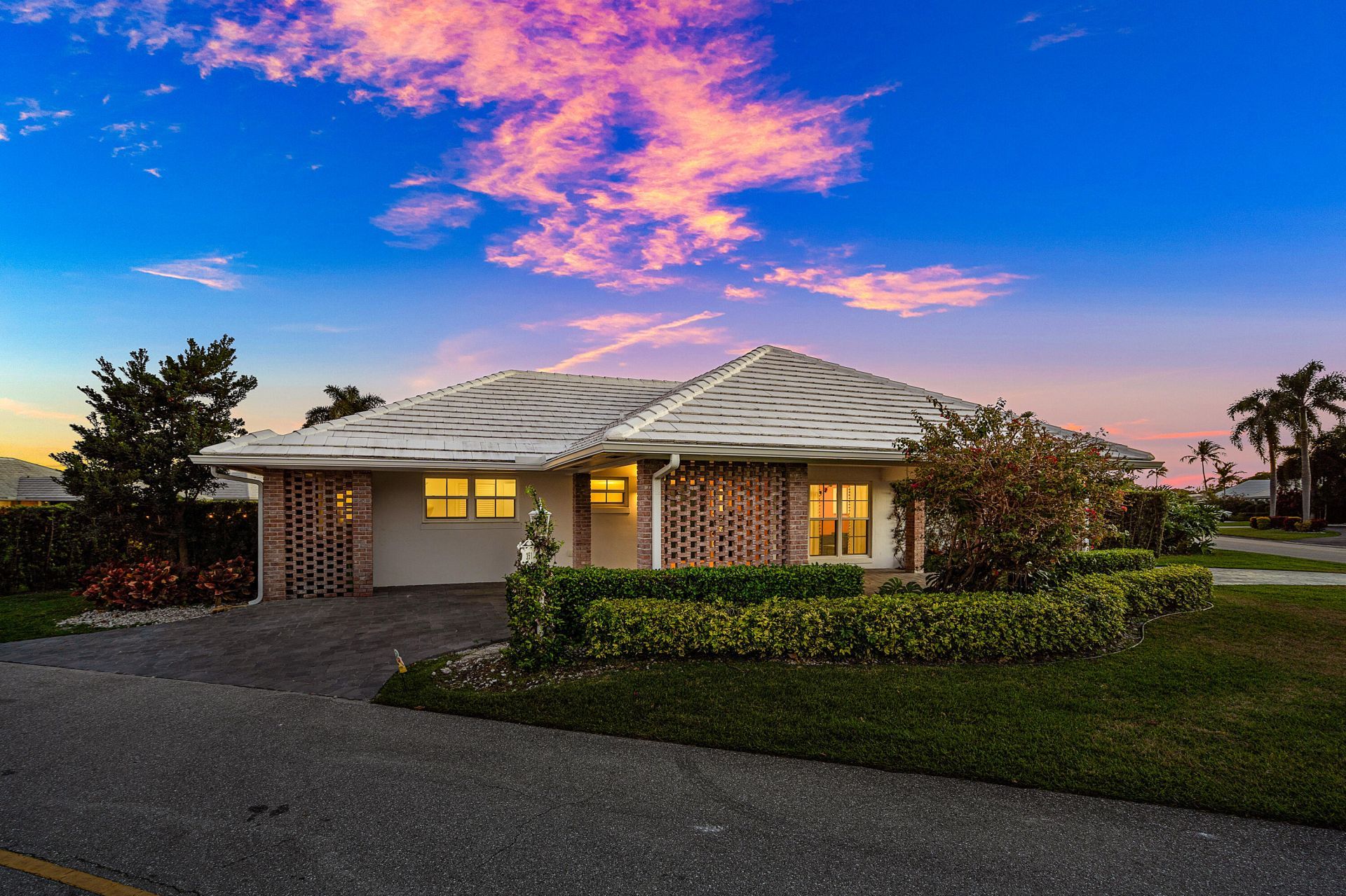 351 Colony Key Circle, Atlantis, FL 33462 Photo