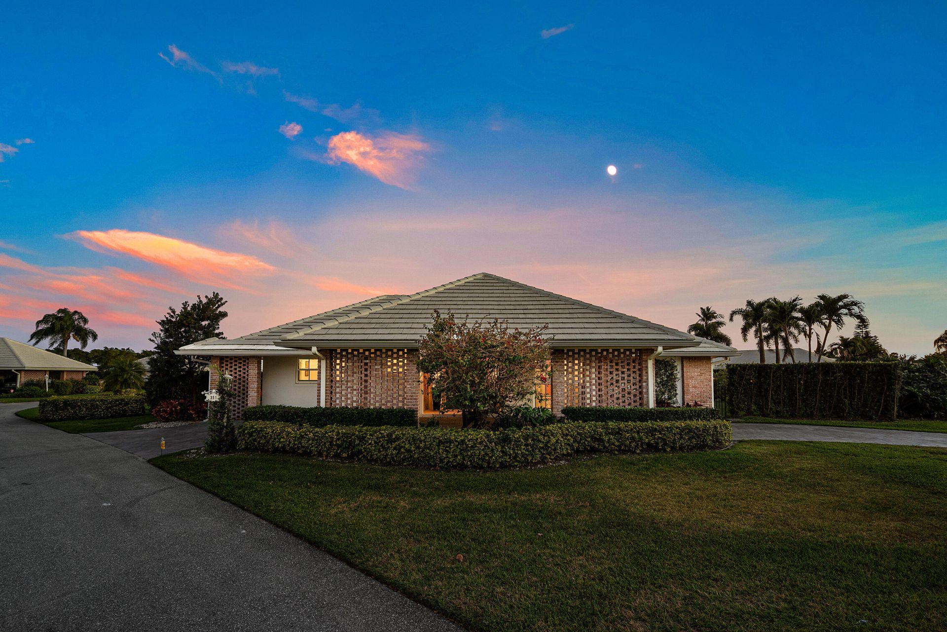 351 Colony Key Circle, Atlantis, FL 33462 Photo