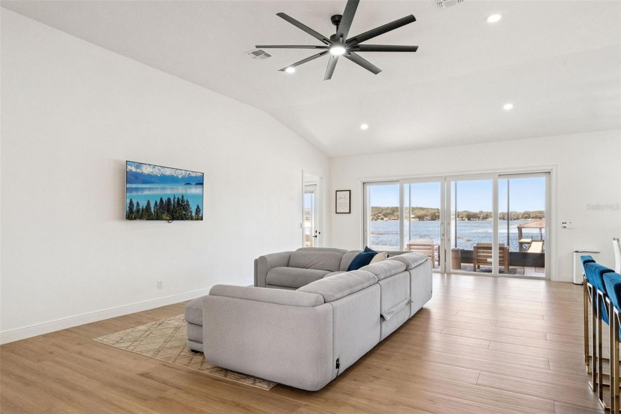 10839 Lakeshore Drive, Clermont, FL 34711 Photo