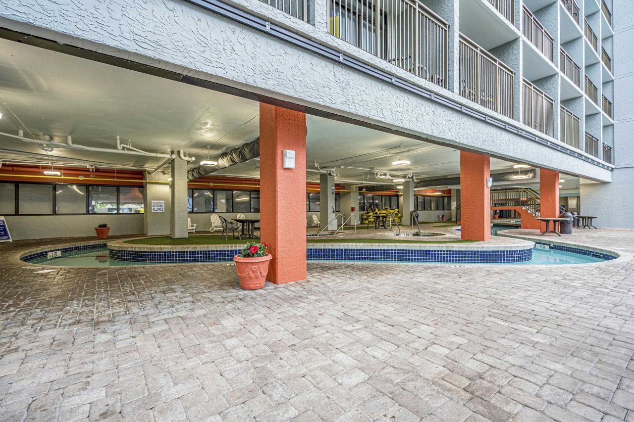 7200 N Ocean Blvd.  Photo 16