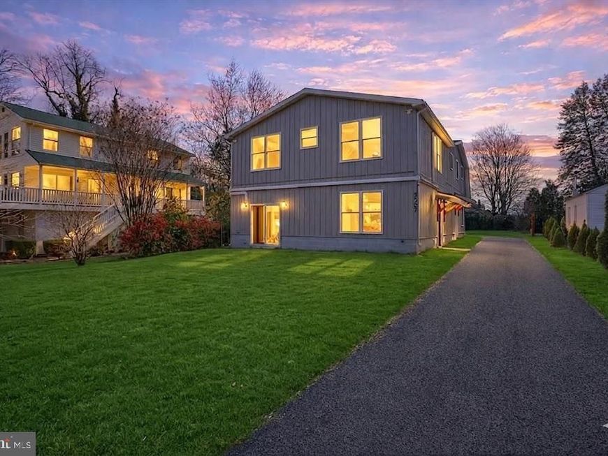 2507 Island View Road, Essex, MD 21221 Main Photo