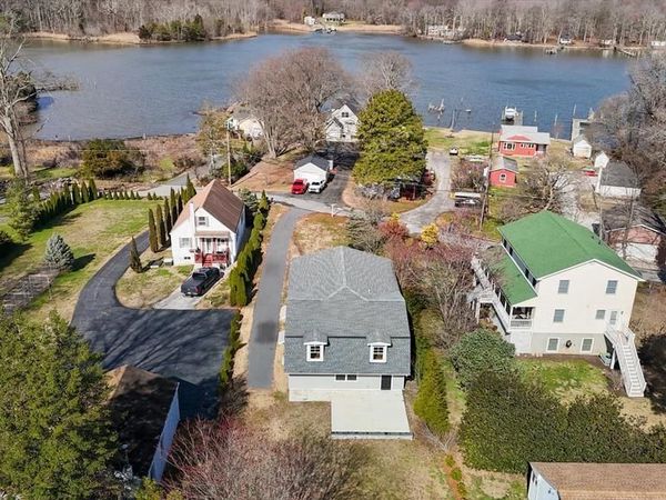 2507 ISLAND VIEW ROAD, ESSEX, MD 21221