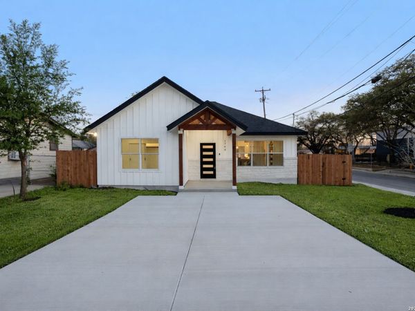 1742 Basse, San Antonio, TX 78213