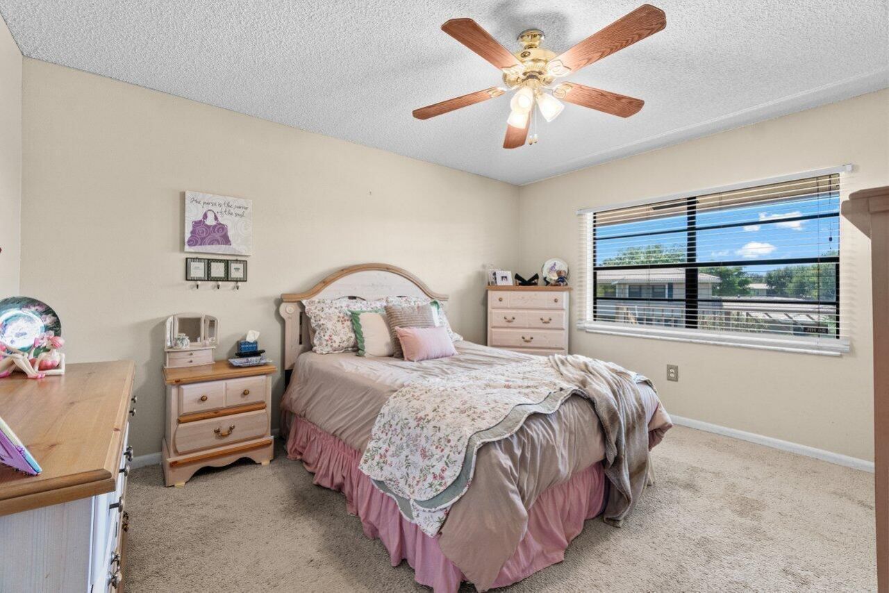 4 Stratford Drive E, Unit B, Boynton Beach, FL 33436 Photo