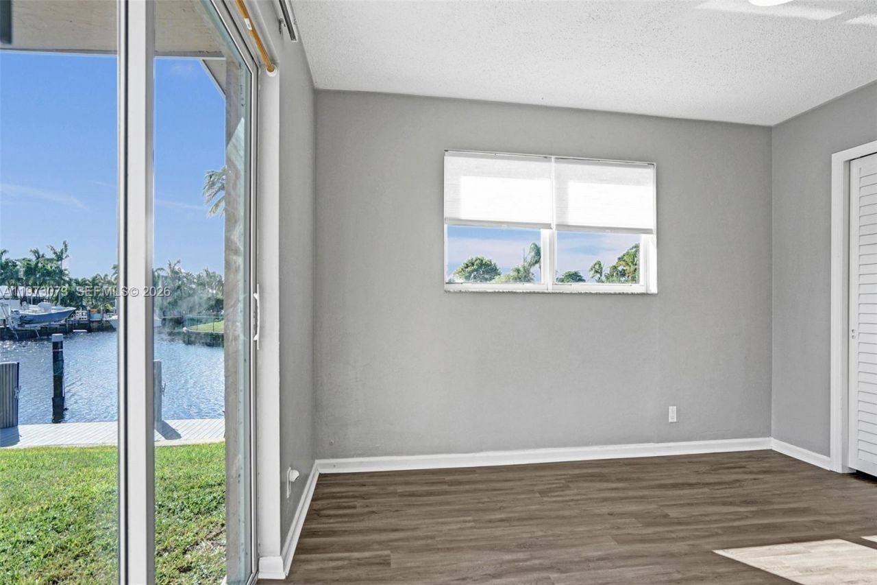 949 SE 10th Ct, Pompano Beach, FL 33060 Photo