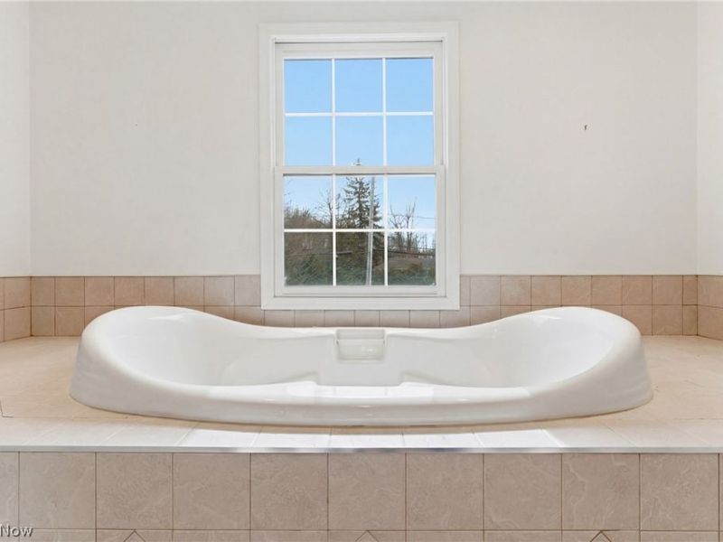 25684 Tryon Road, Oakwood Village, OH 44146 Photo 33