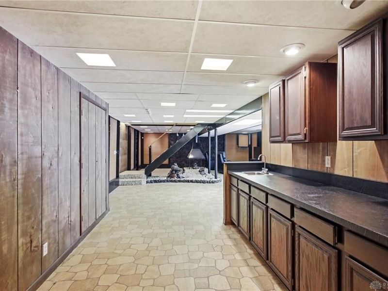 2469 Banyon Drive, Beavercreek, OH 45431 Photo 38