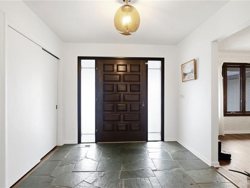 2469 Banyon Drive, Beavercreek, OH 45431 Photo 5