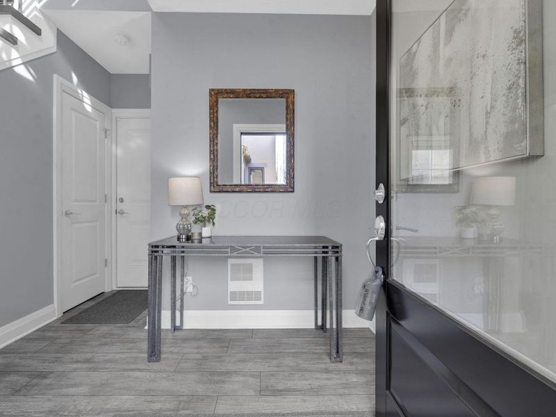 58 E Hubbard Avenue, Unit C, Columbus, OH 43215 Photo 3