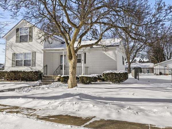 209 N Maple Street , Grant Park, IL 60940