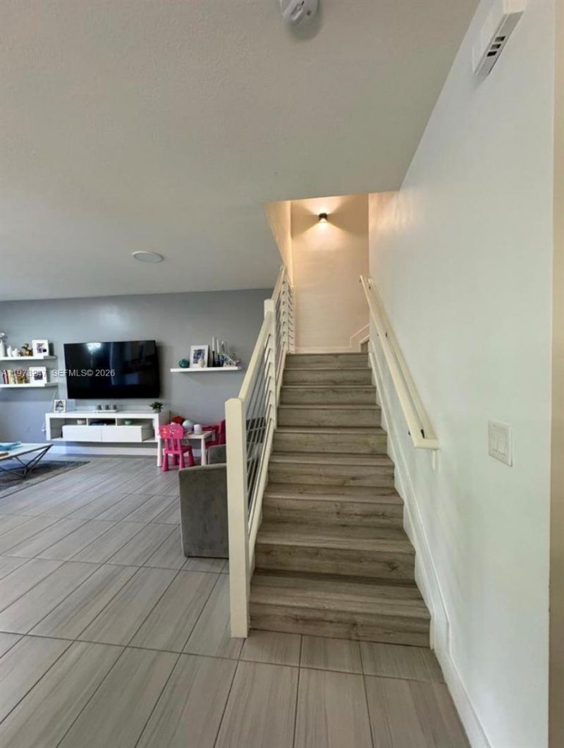 10521 NW 81st Ter, Doral, FL 33178 Photo