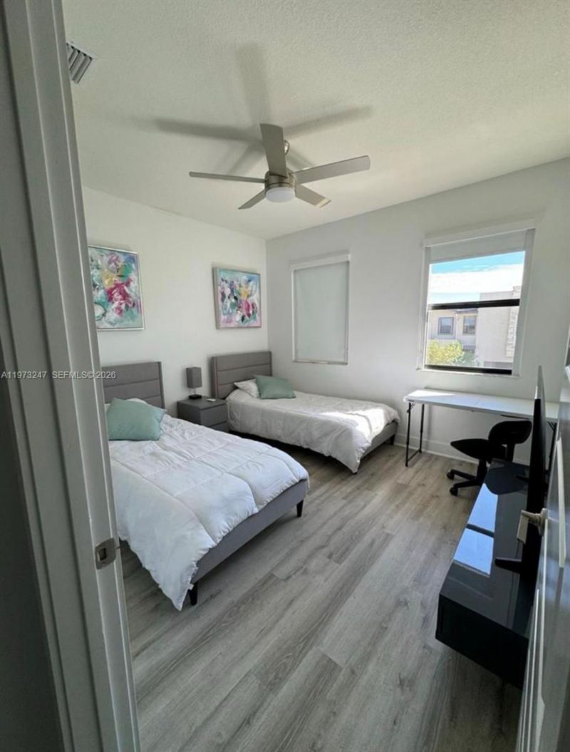 10521 NW 81st Ter, Doral, FL 33178 Photo