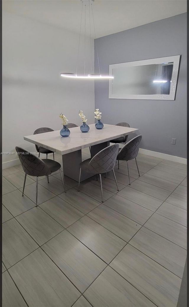 10521 NW 81st Ter, Doral, FL 33178 Photo