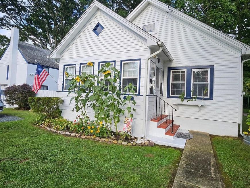 5827 S Hawthorne Avenue, Rock Hall, MD 21661 Main Photo